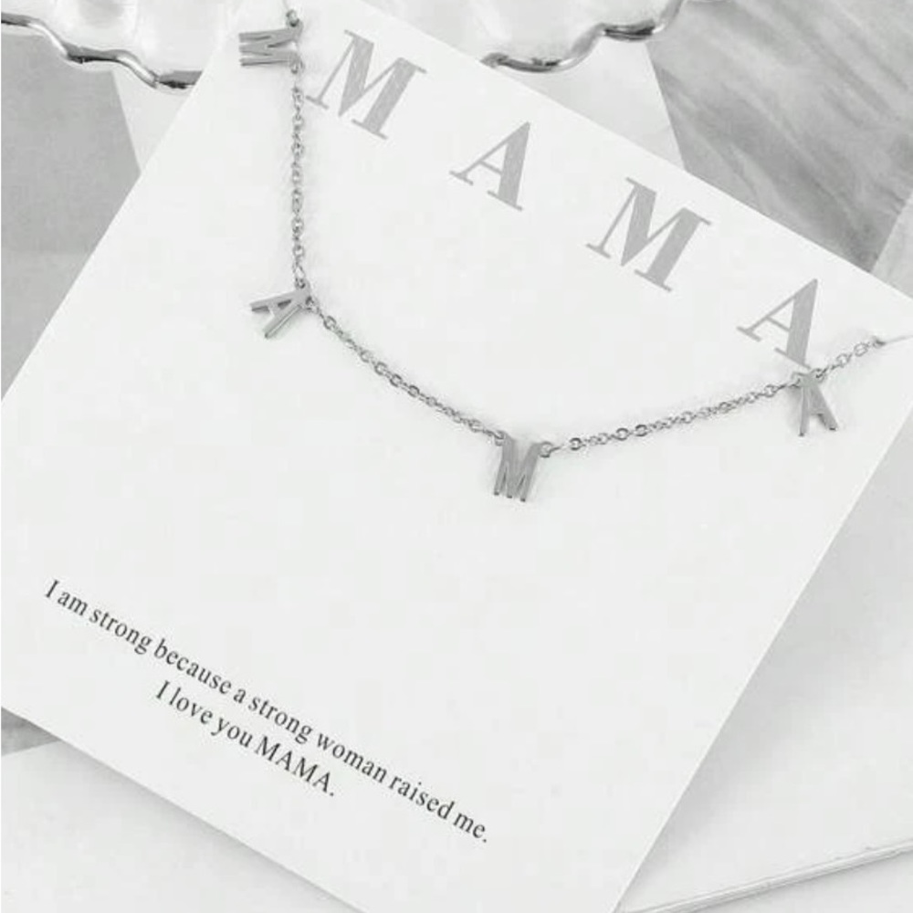 Mama necklace